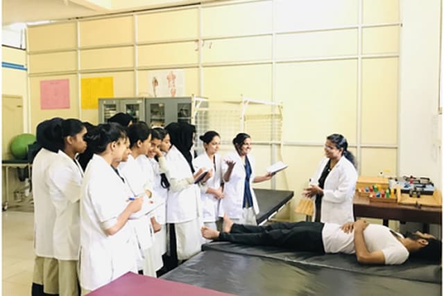 Institute of Paramedical Sciences, Kannur Medical College